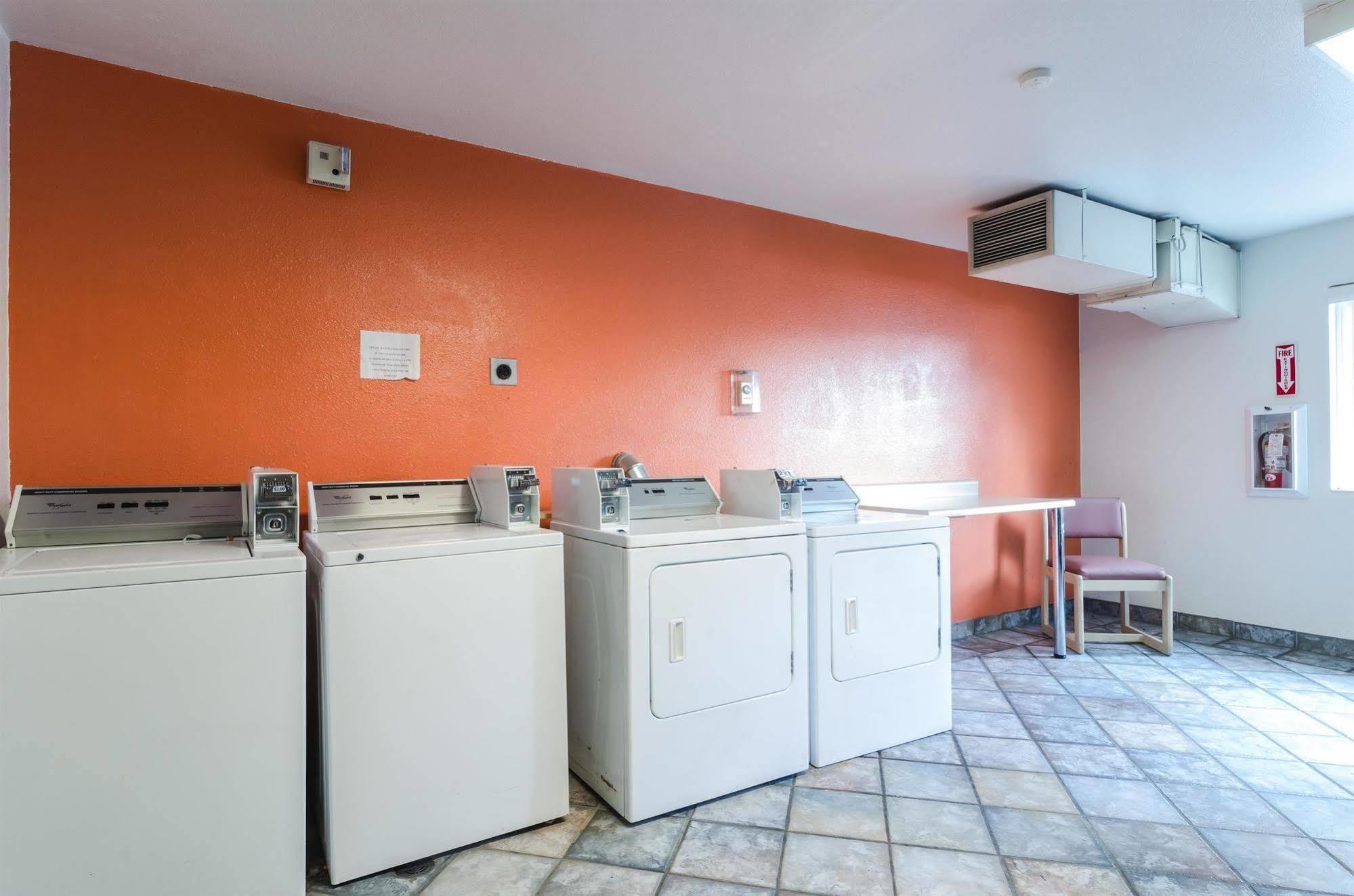 Motel 6-Seattle, Wa - Sea-Tac Airport South Ситак Экстерьер фото